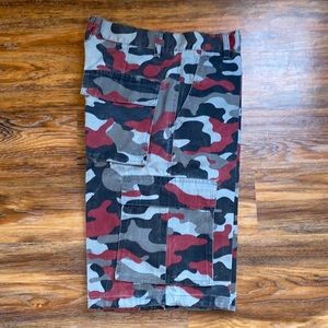 Access Men’s  Cargo Short Fatigue print Six pockets